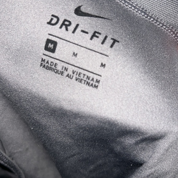 gray nike running shorts 🏃‍♀️ - Picture 4 of 4